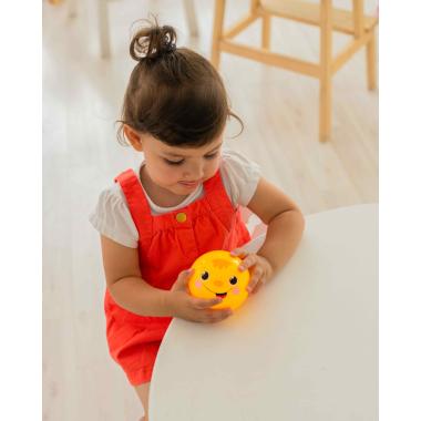 Забавный колобок