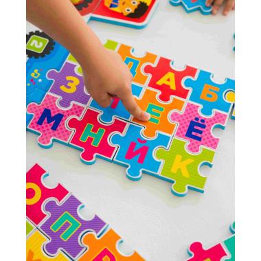 Красный трактор с Азбукой